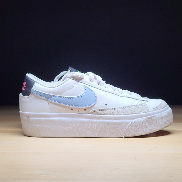 Womens Nike BLAZER LOW PLATFORM / 5.5 - Picture 6 of 10